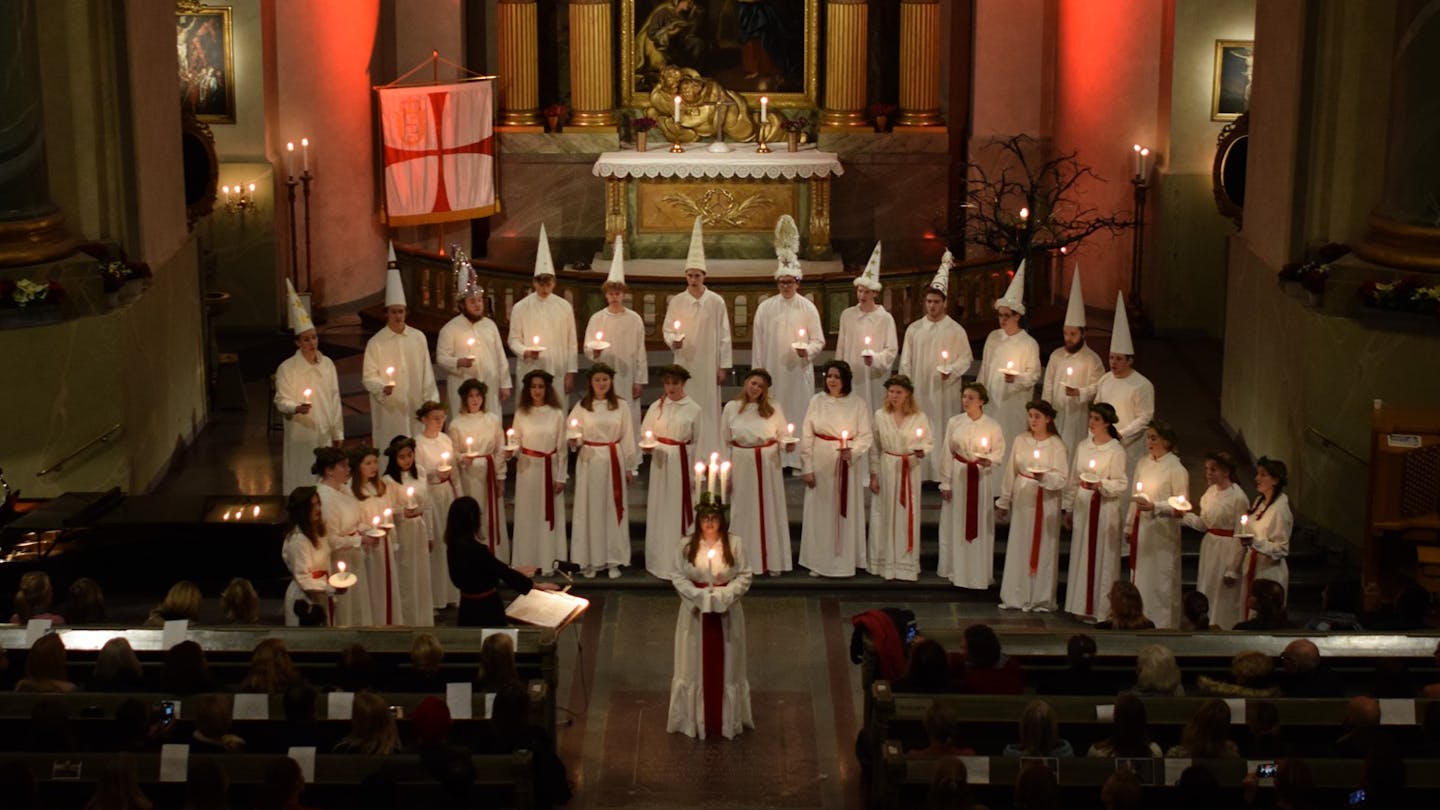 Luciatåg i Hedvig Eleonora kyrka